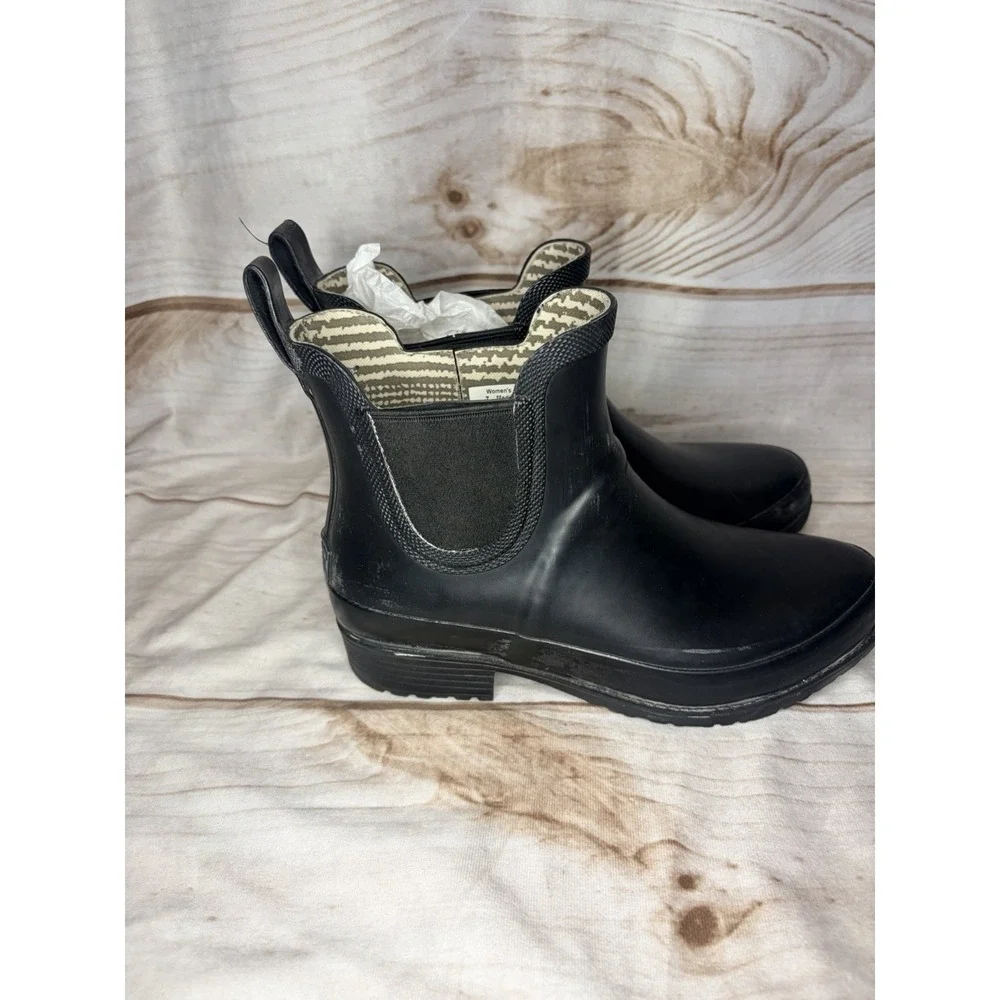 L.L.Bean Wellie Chelsea Rain Boots‎ Women's Size 7 Black Waterproof Ankle Boots